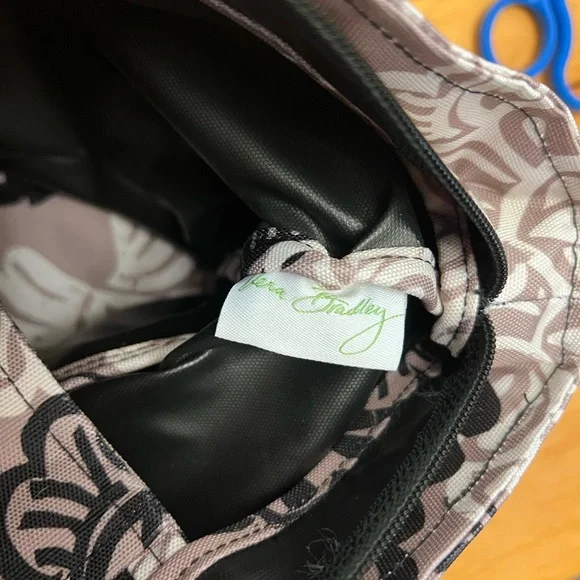 Vera Bradley Black and White Floral Travel Tote Bag - Picture 2 of 2